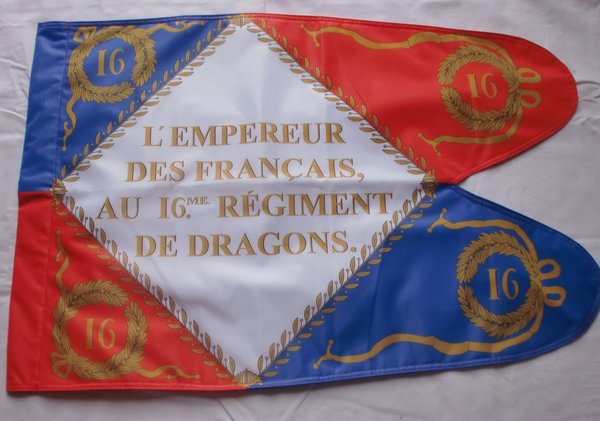 Drapeau 1er empire du 16 ème régiment de dragons en 1804